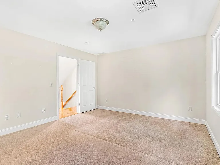 1281 Elm St — Photo 8