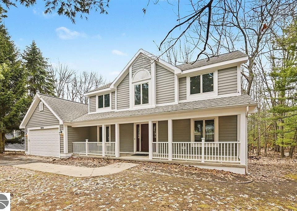 1st image of 3854 Village Circle Dr