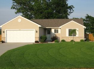 5226 N Peak St, Kalamazoo, MI 49004