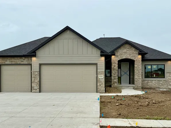 9549 Elm Creek Rd, Lincoln, NE 68520