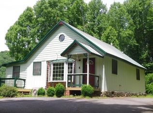 225 Baldridge Dr, Burnsville, NC 28714