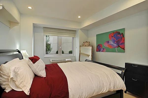 Sold by Corcoran | media 7