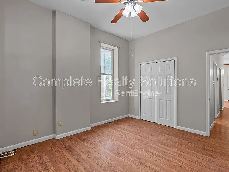 3021 Iowa Ave #1F — Photo 15