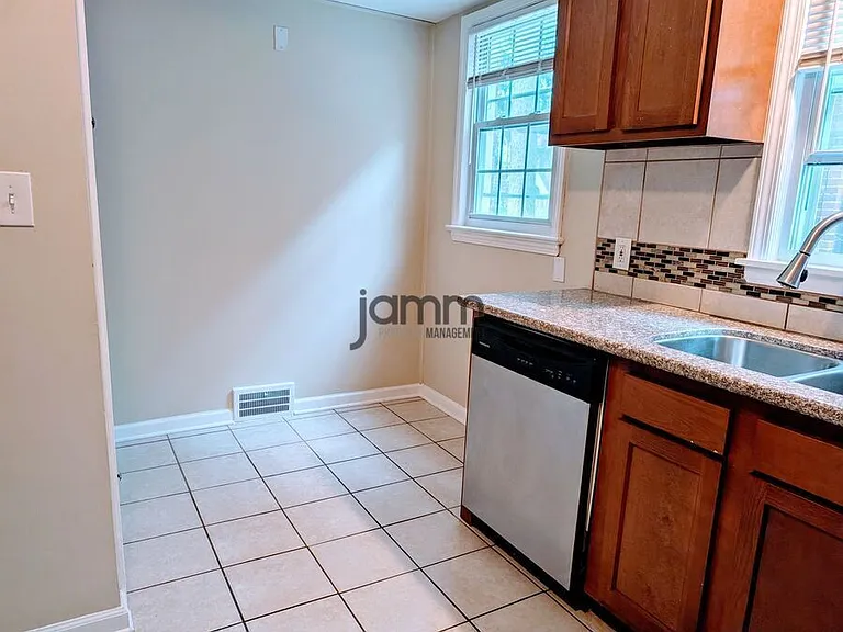 3580 Normandy Rd — Photo 6