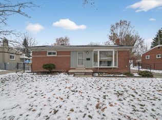 22856 S Brookside Dr, Dearborn Heights, MI 48125