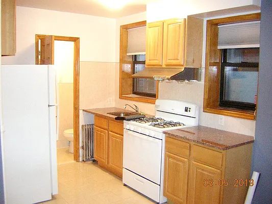 Rented by AWC Real Estate | media 9