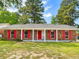 95 Westchester Dr, White Hall, AR 71602