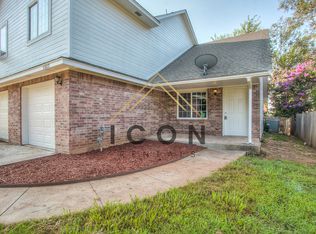 6802 NW 11th St, Oklahoma City, OK 73127