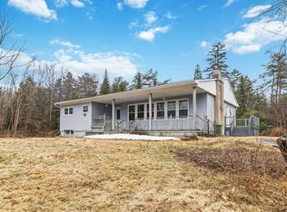 98 Ponderosa Dr, Halifax, NS B3E 1C9