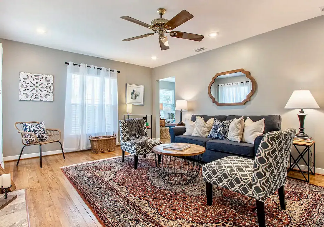 3 bed, 1500 sqft, $3,500 — Photo 2