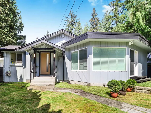 1225 Foster Ave, Coquitlam, BC V3J 2M8