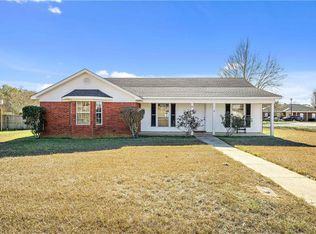 9235 McFarland Trace Dr, Mobile, AL 36695