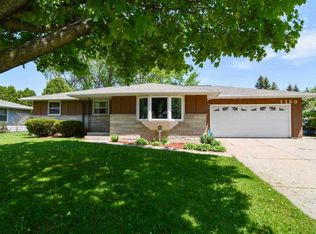 1160 Morris Ave, Green Bay, WI 54304