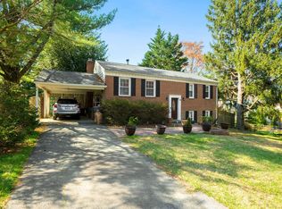 6 Grovepoint Ct, Rockville, MD 20854