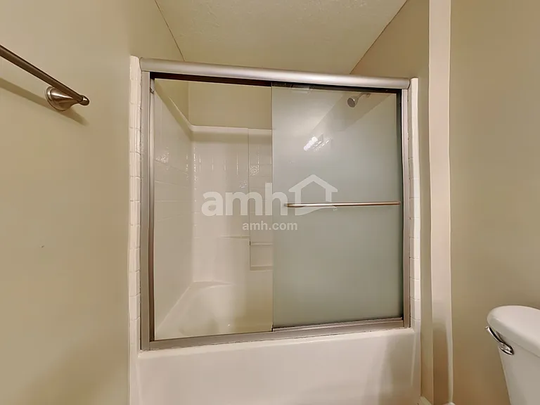 1756 Hollow Glen Dr — Photo 20