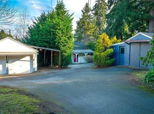 19028 15th Ave NE, Seattle, WA