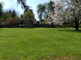 19460 S South End Rd, Oregon City, OR 97045