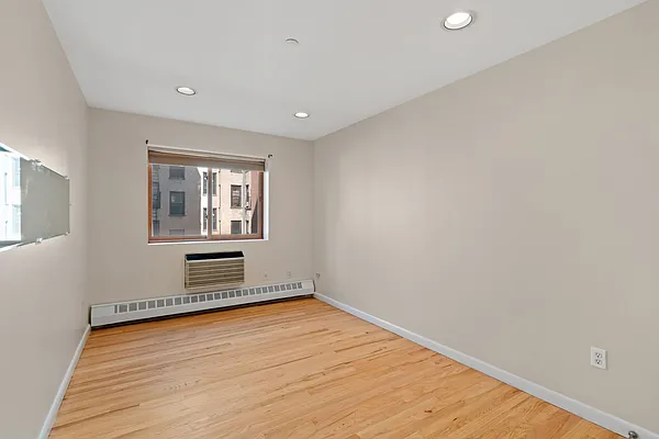 Rented by Nest Seekers International | media 15