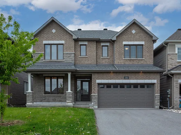 166 Aquarium Ave #1, Ottawa, ON K4A 1K8