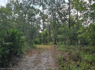 1012 W Venetian Dr, Sebring, FL 33875