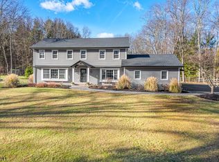 18 Dean Rd, Mendham, NJ 07945