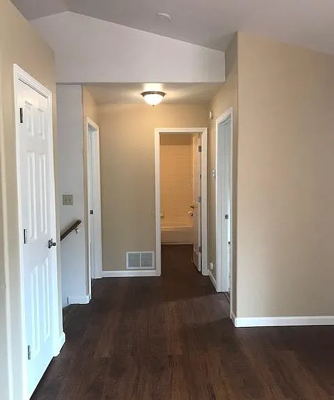 156 Silver Springs Rd — Photo 8