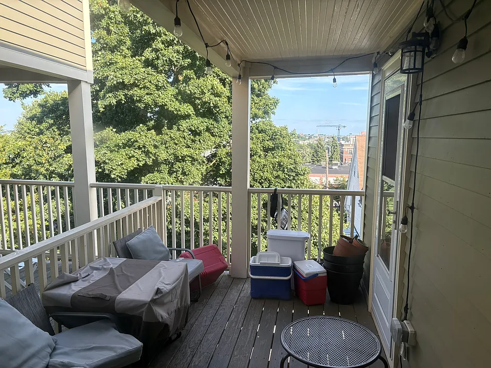 11 Fenwick St #3