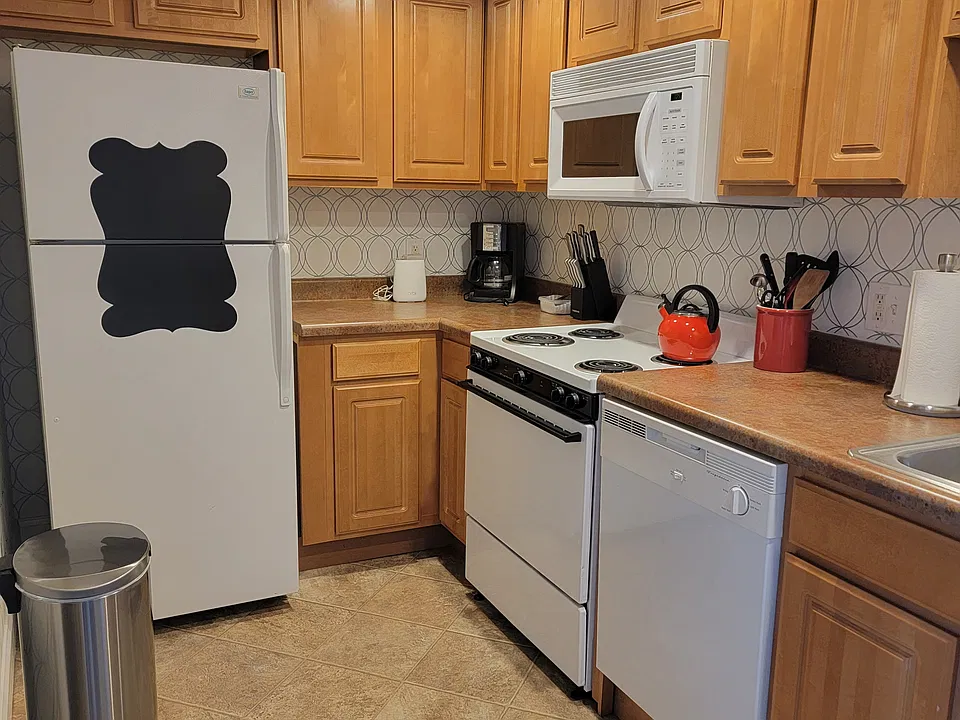 210 S James St #6