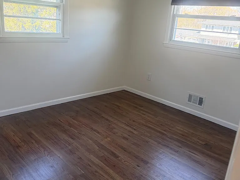 13 Oakwood Dr — Photo 25