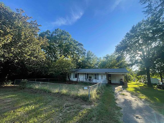 2nd image of 1203 Coffey St