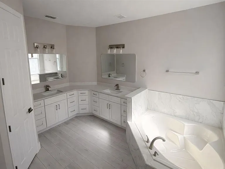 3504 Valleyview Dr — Photo 11