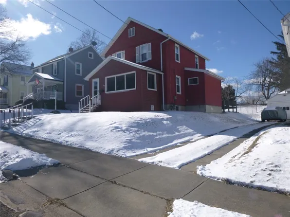 20 Edward St, Johnson City, NY 13790