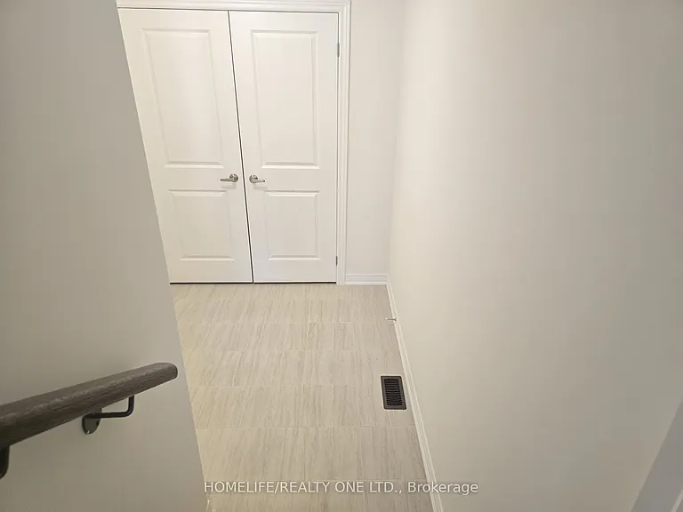 1493 Davis Loop S — Photo 36