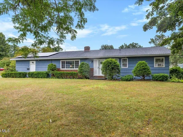 9 Westmore Avenue, Queensbury, NY 12804