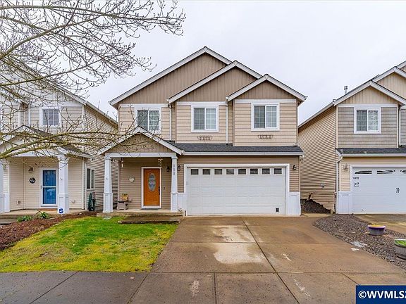 3rd image of 888 Morning Glory Dr