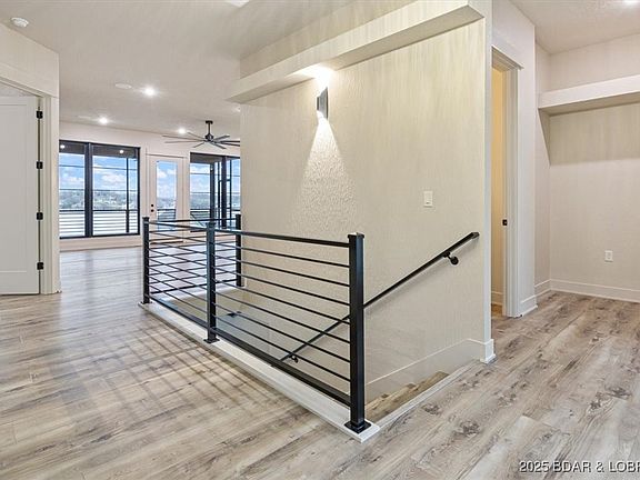 2nd image of 125 Qunta Grande Dr