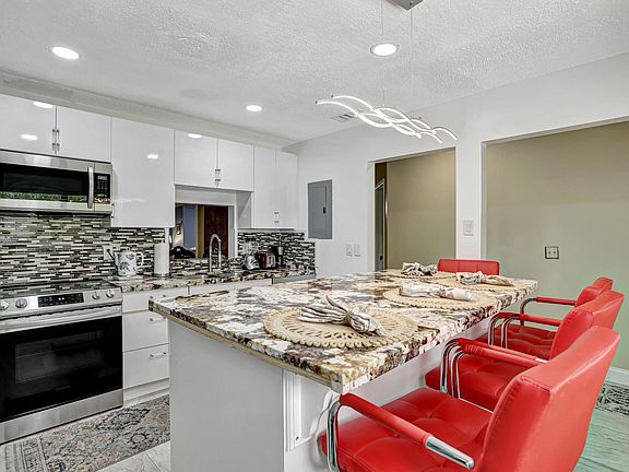 4th image of 4745 Satinwood Trail