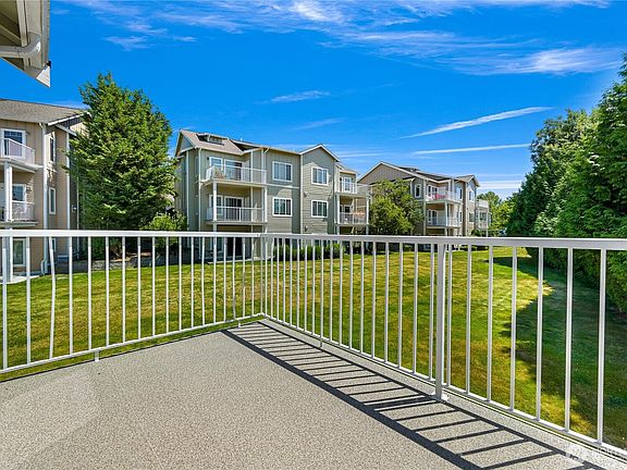 3rd image of 4645 Celia Way #201