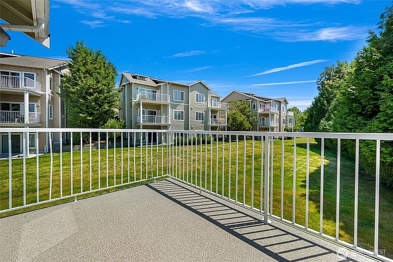 3rd image of 4645 Celia Way #201
