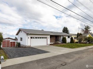 488 SW Fairhaven Dr, Oak Harbor, WA 98277