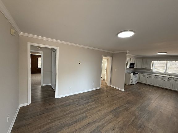 4th image of 1932 Jonesville Lockhart Hwy