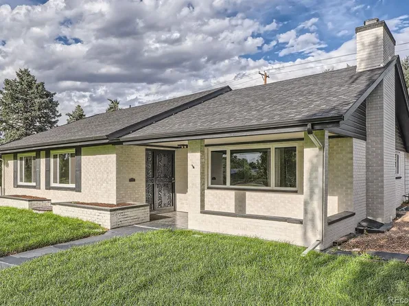 2940 N Monaco Parkway, Denver, CO 80207