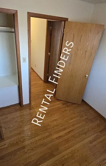 335 Dove St — Photo 4