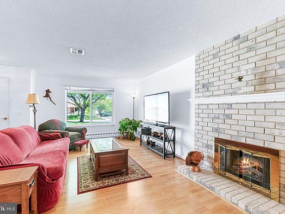 3rd image of 15400 Short Ridge Ct #42-A