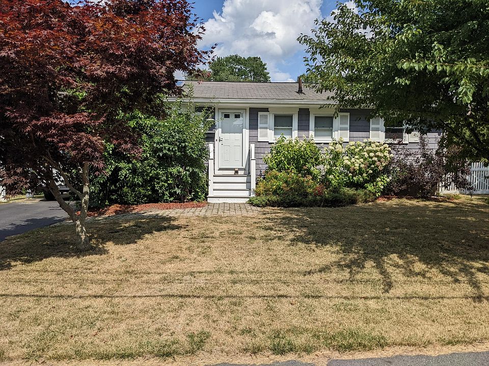 1st image of 48 Heather Dr