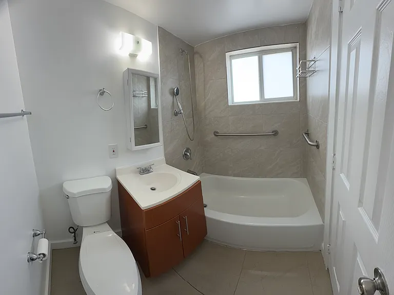 3855 SW 79th Ave #34 — Photo 8