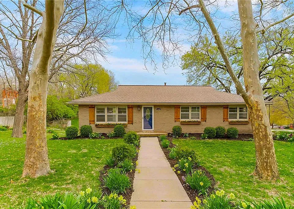 1305 Craig Dr