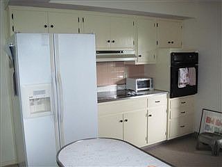 2nd image of 1065 Clossey Dr