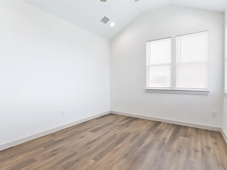 7924 Booker St #B — Photo 9