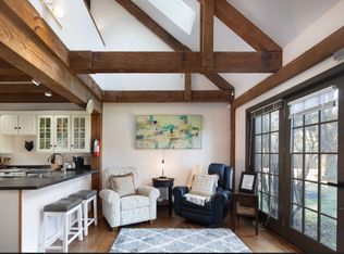 296 S Main St, Sheffield, MA 01257